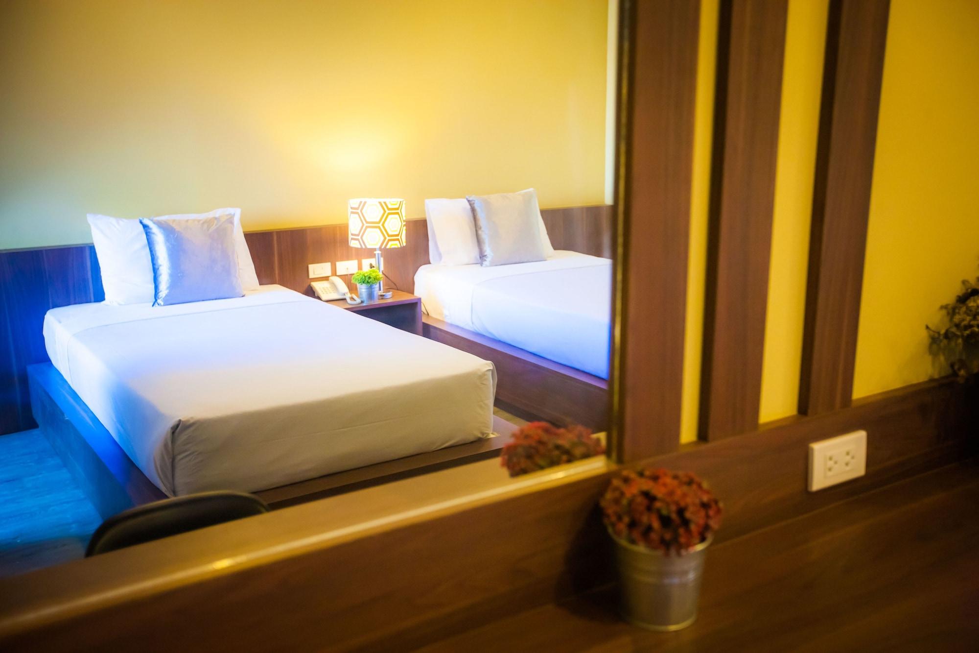 Rayong President Hotel Екстериор снимка