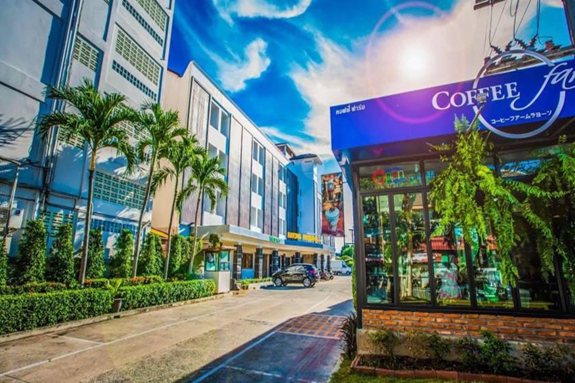 Rayong President Hotel Екстериор снимка